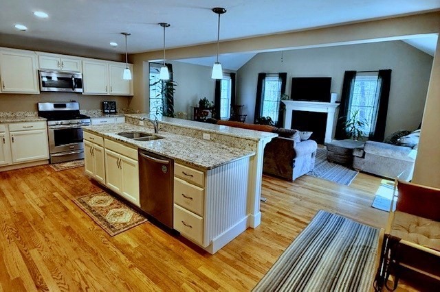 429/a Winthrop Property Photo 3