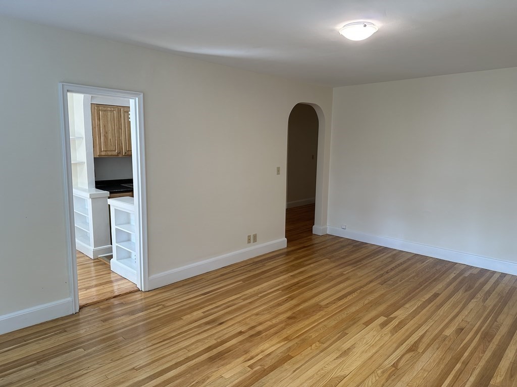 24 Concord Ave # 312 Property Photo 2
