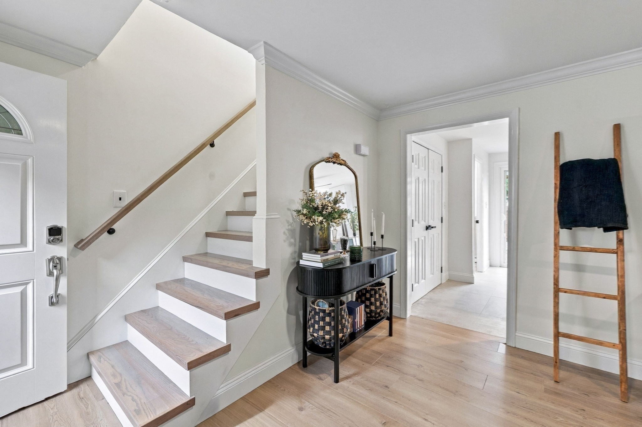 21 Orchard Ave # B Property Photo 9