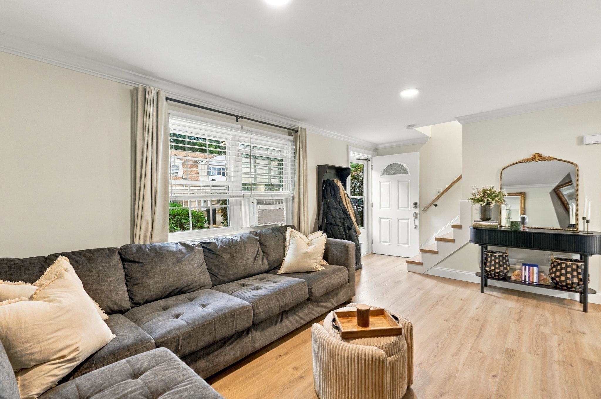 21 Orchard Ave # B Property Photo 14