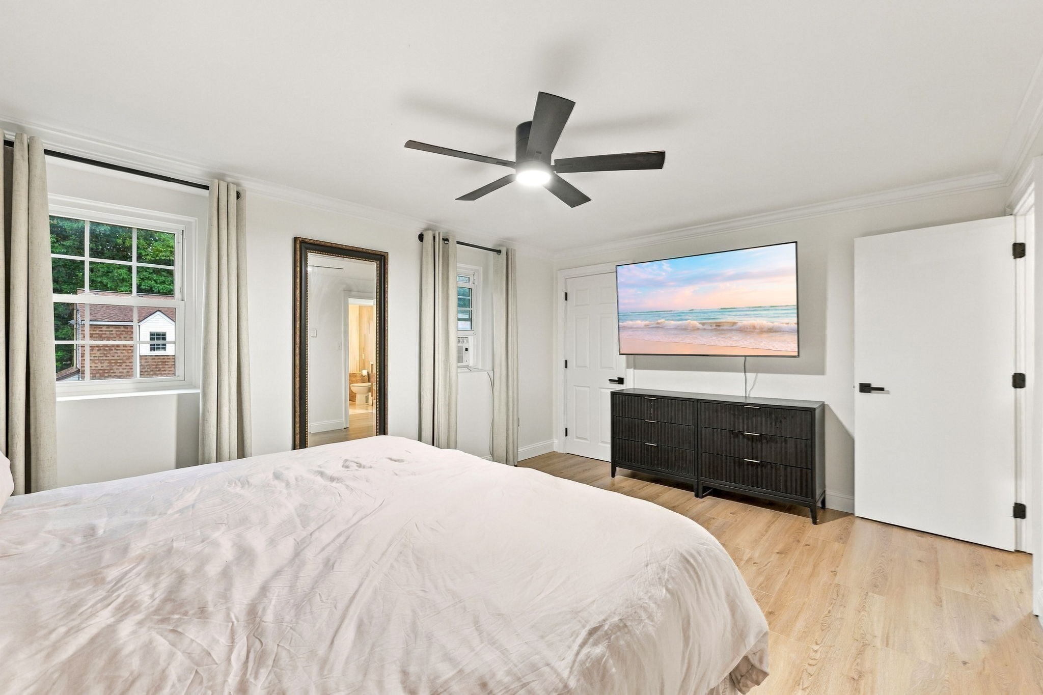 21 Orchard Ave # B Property Photo 17