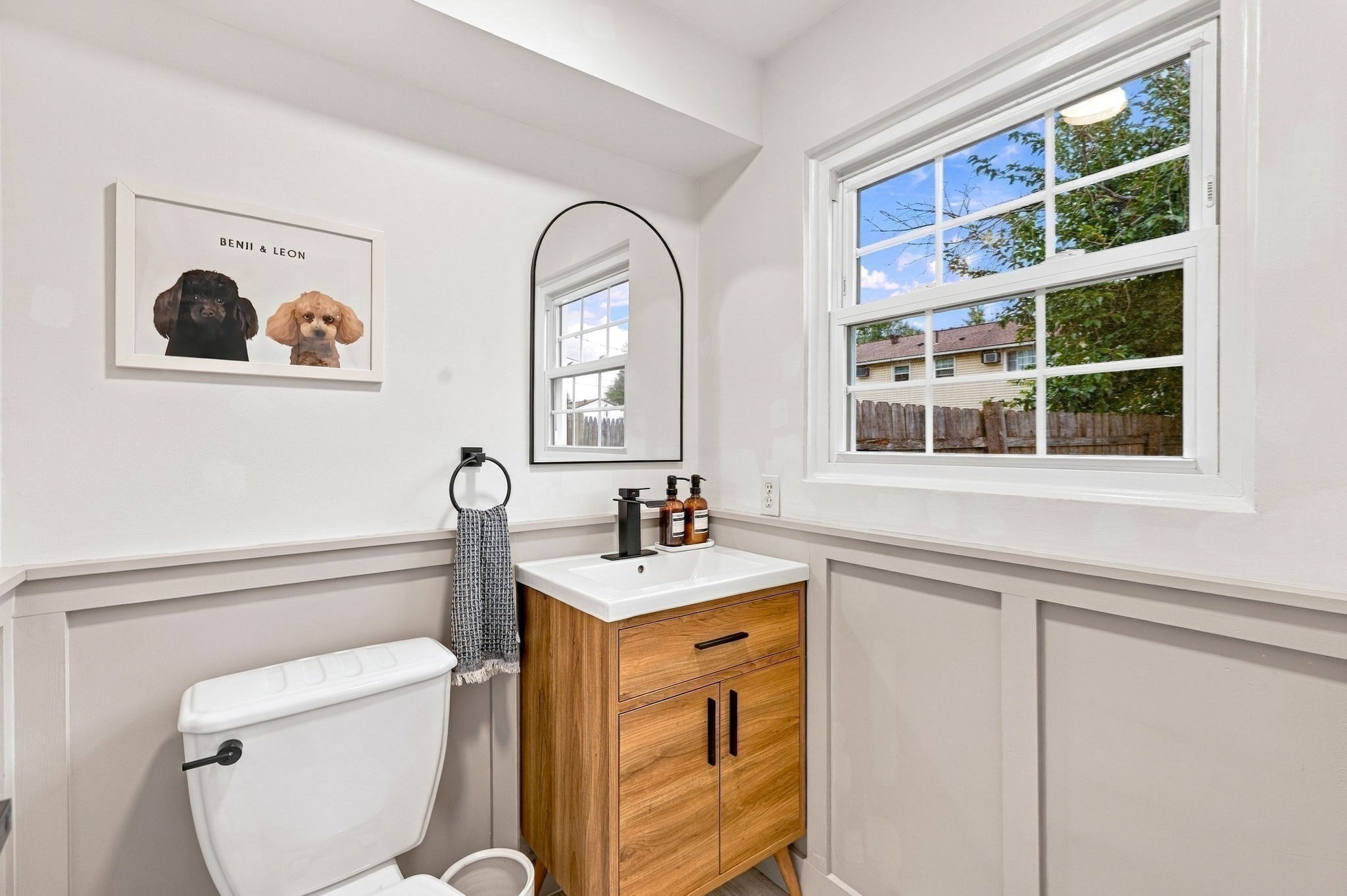 21 Orchard Ave # B Property Photo 26