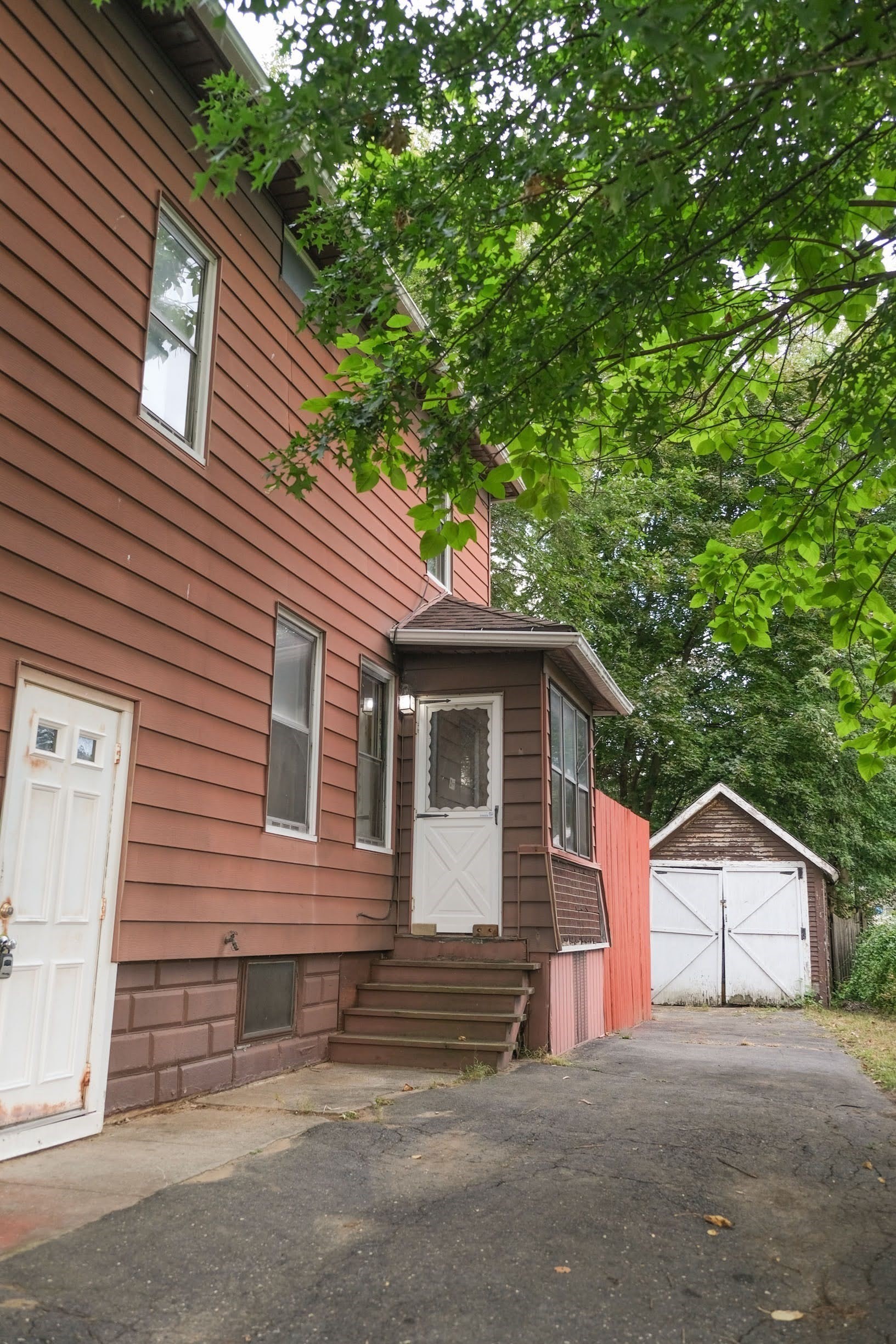 103 Farnsworth St Property Photo 21