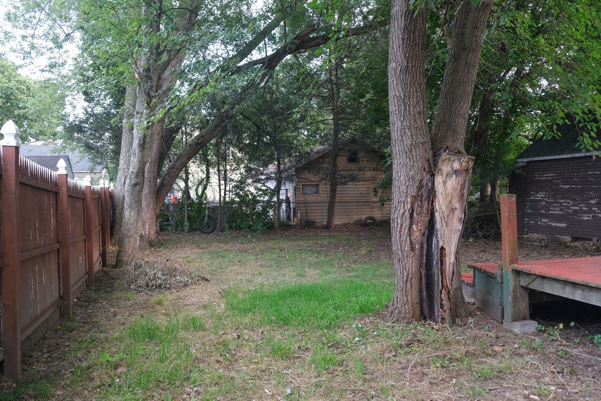 103 Farnsworth St Property Photo 23