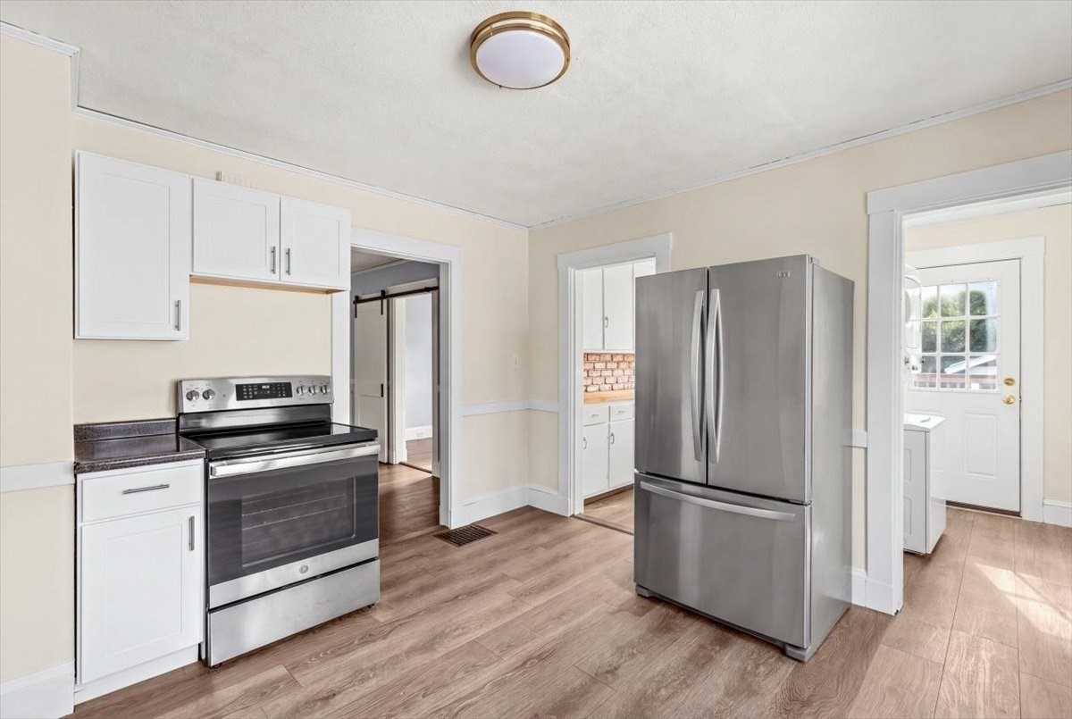 18 Fales Road Property Photo 15