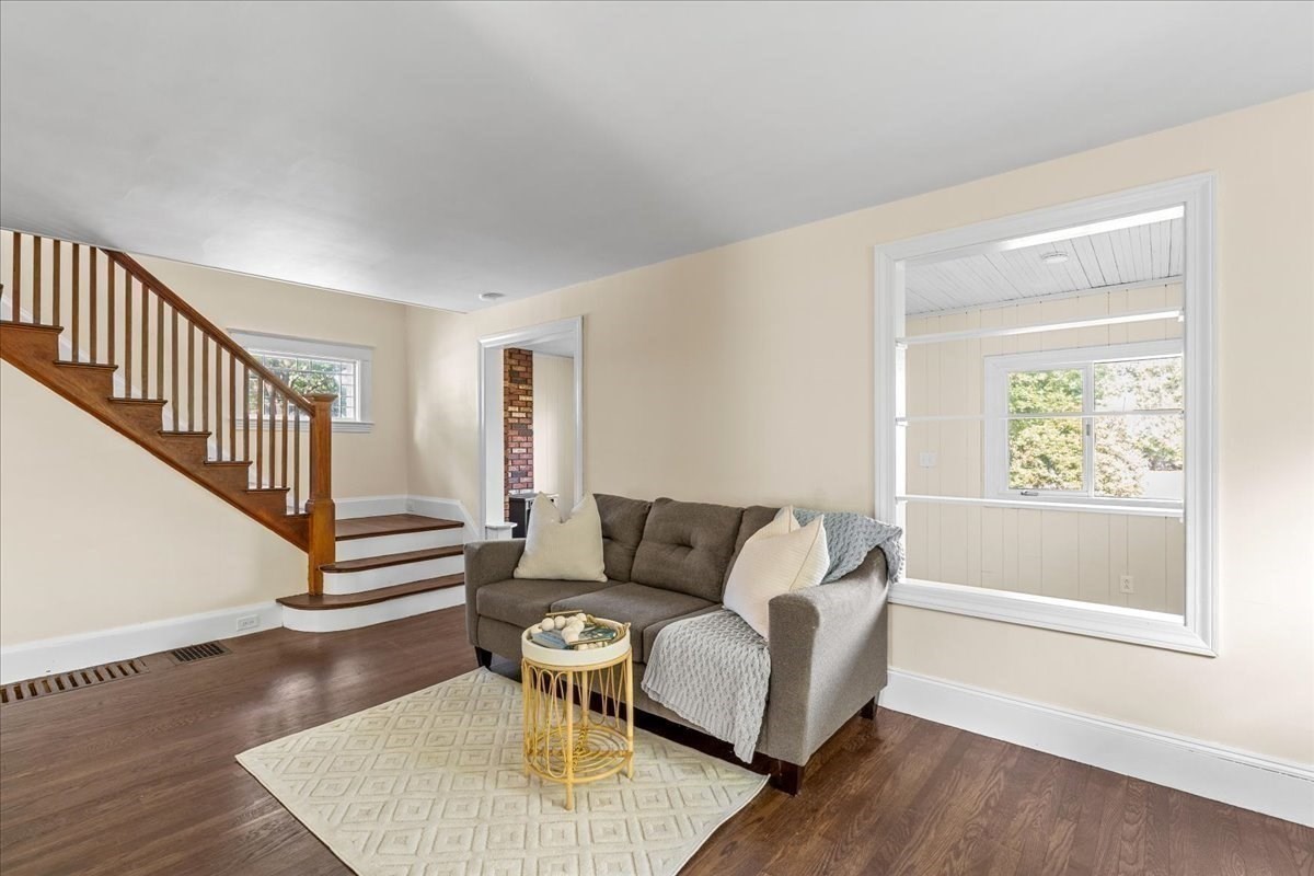 18 Fales Road Property Photo 22