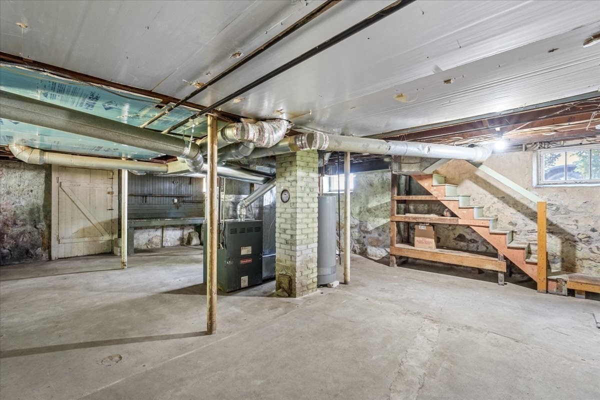 18 Fales Road Property Photo 30