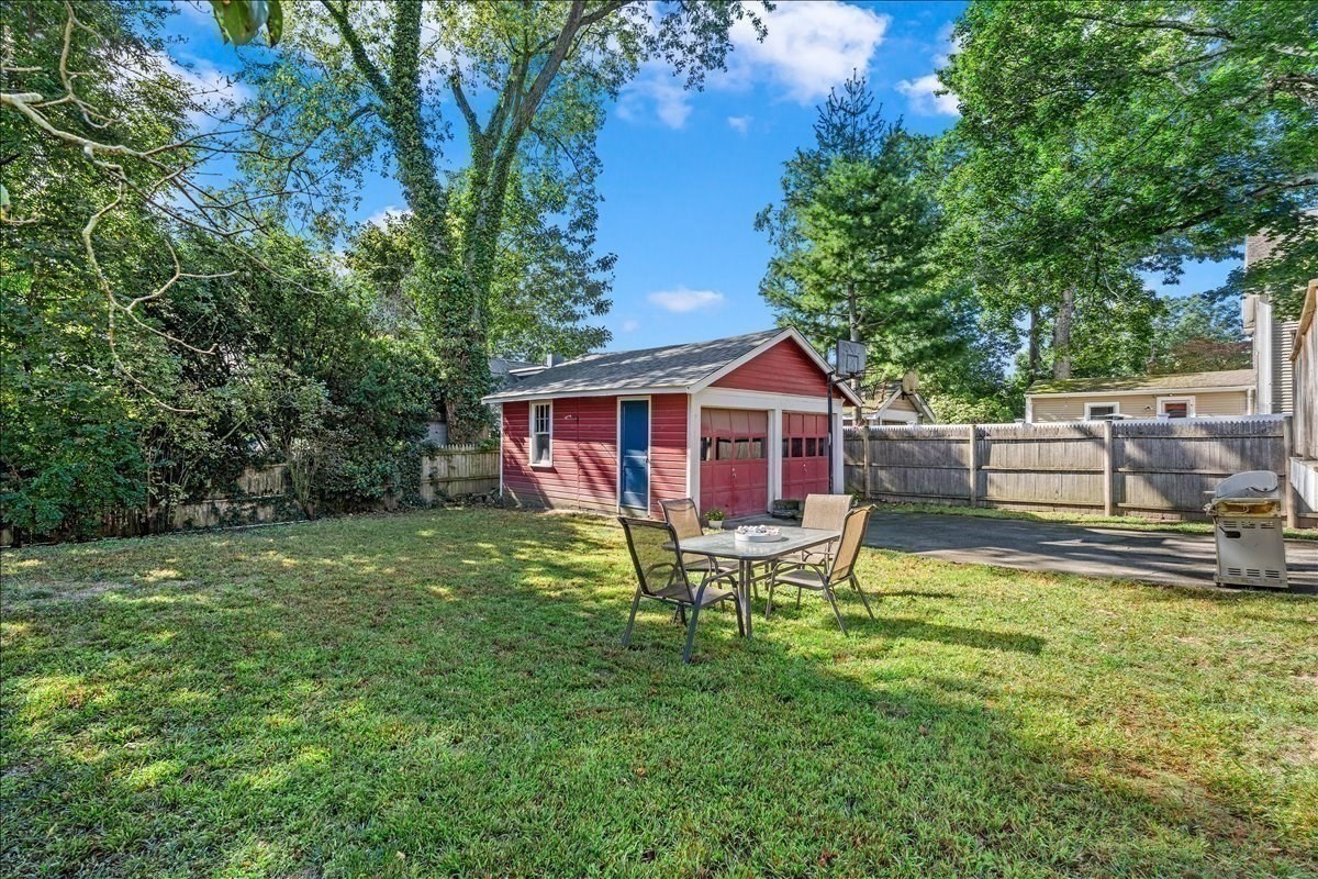 18 Fales Road Property Photo 32