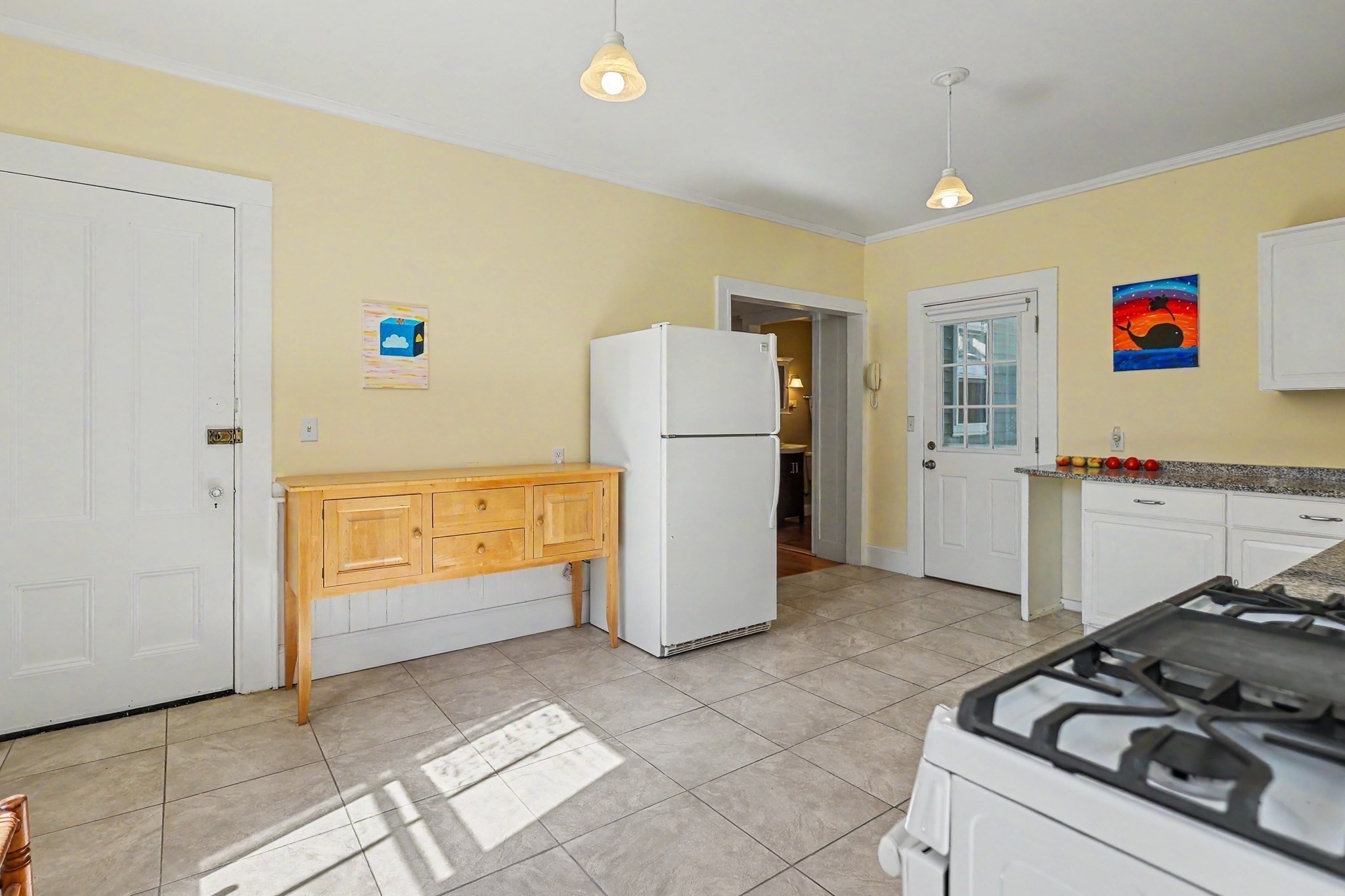 33 Highland Avenue Property Photo 11