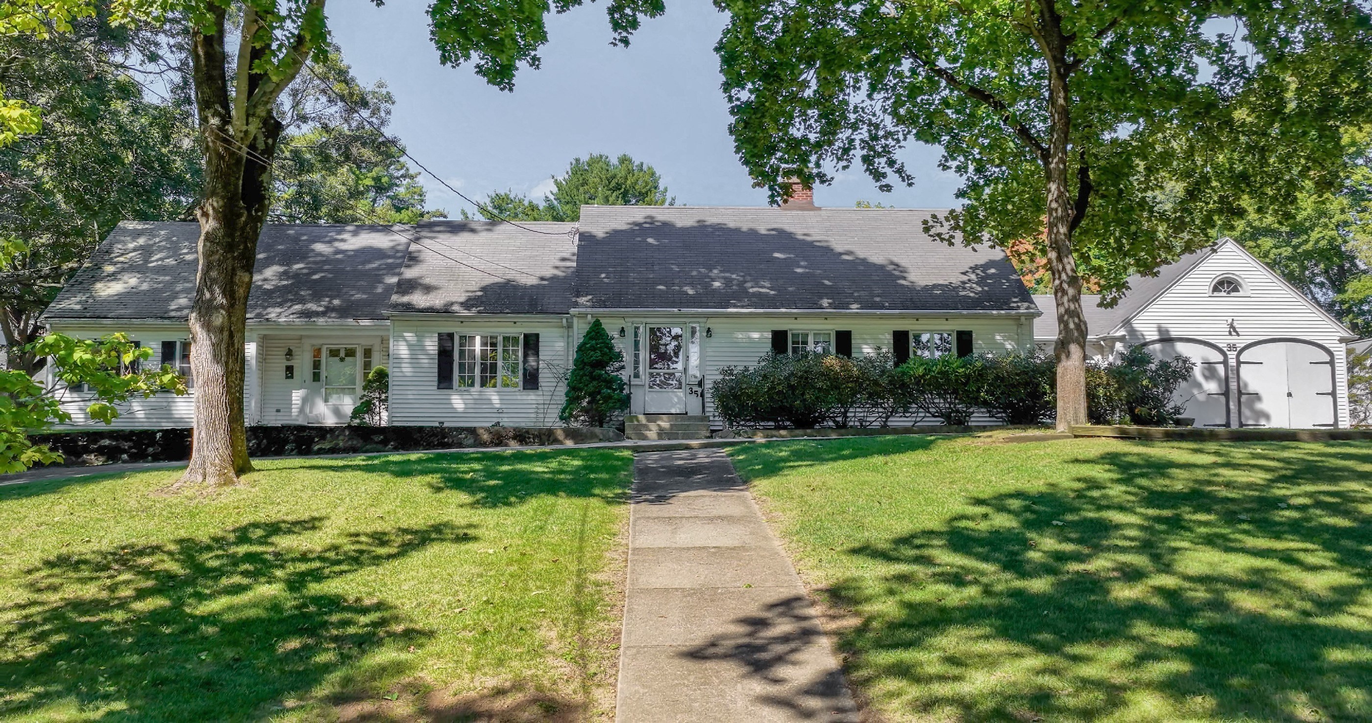 35 Forest Street Property Photo 3