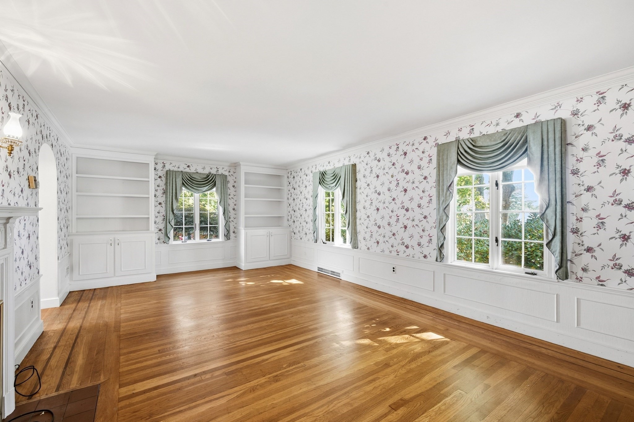 35 Forest Street Property Photo 6