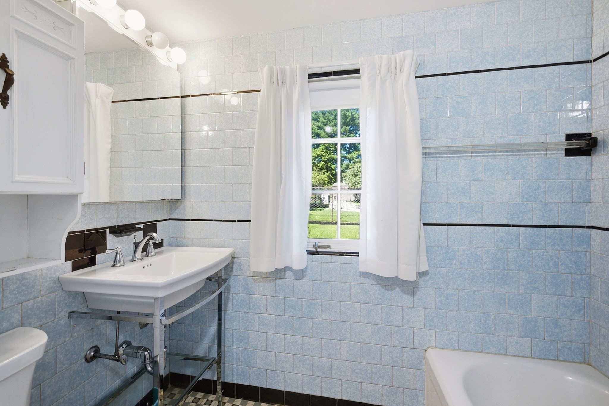 35 Forest Street Property Photo 16