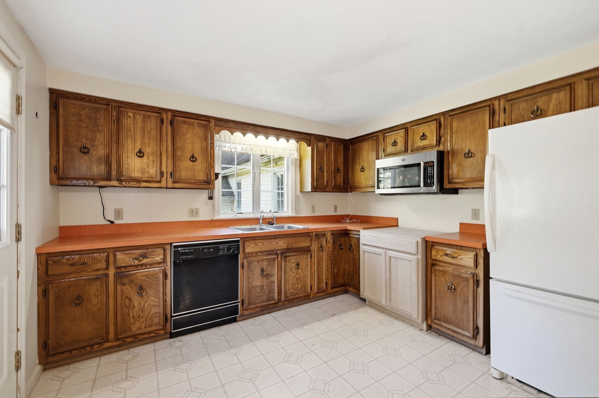 35 Forest Street Property Photo 32