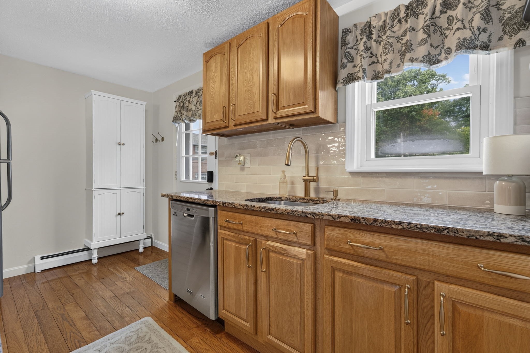 156 Kingston St # 156 Property Photo 11