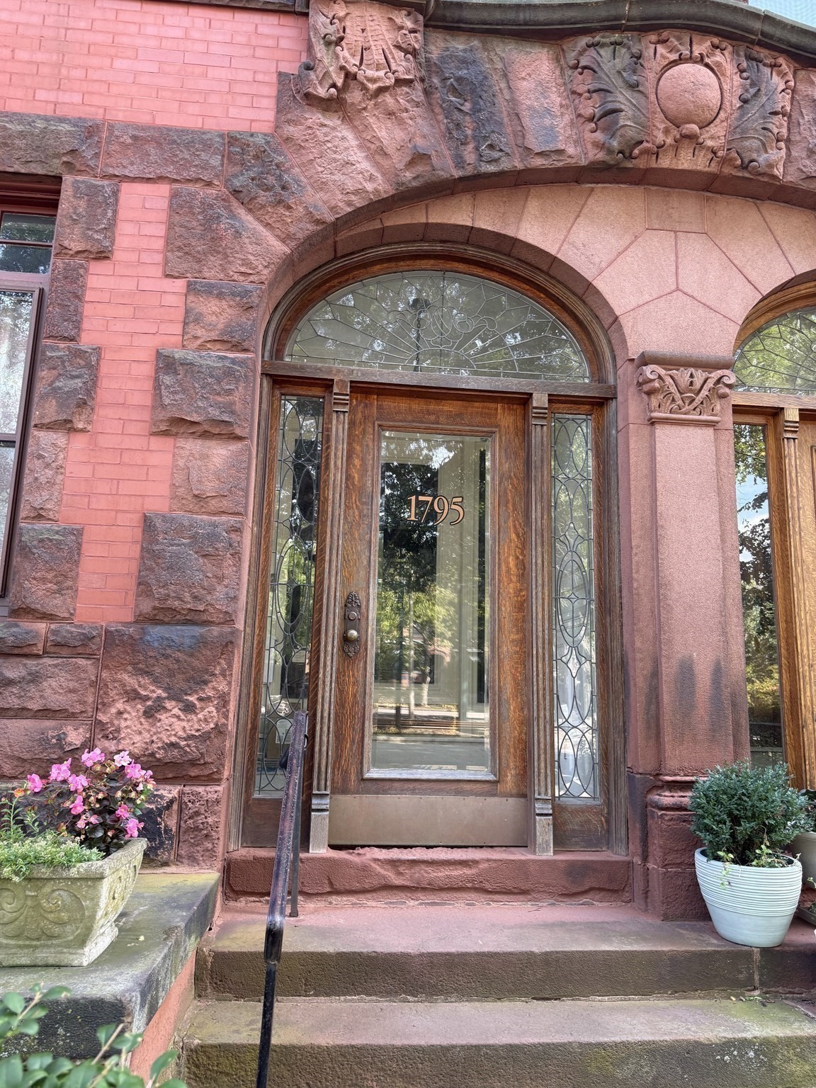 1795 Beacon Street # 1a Property Photo 1