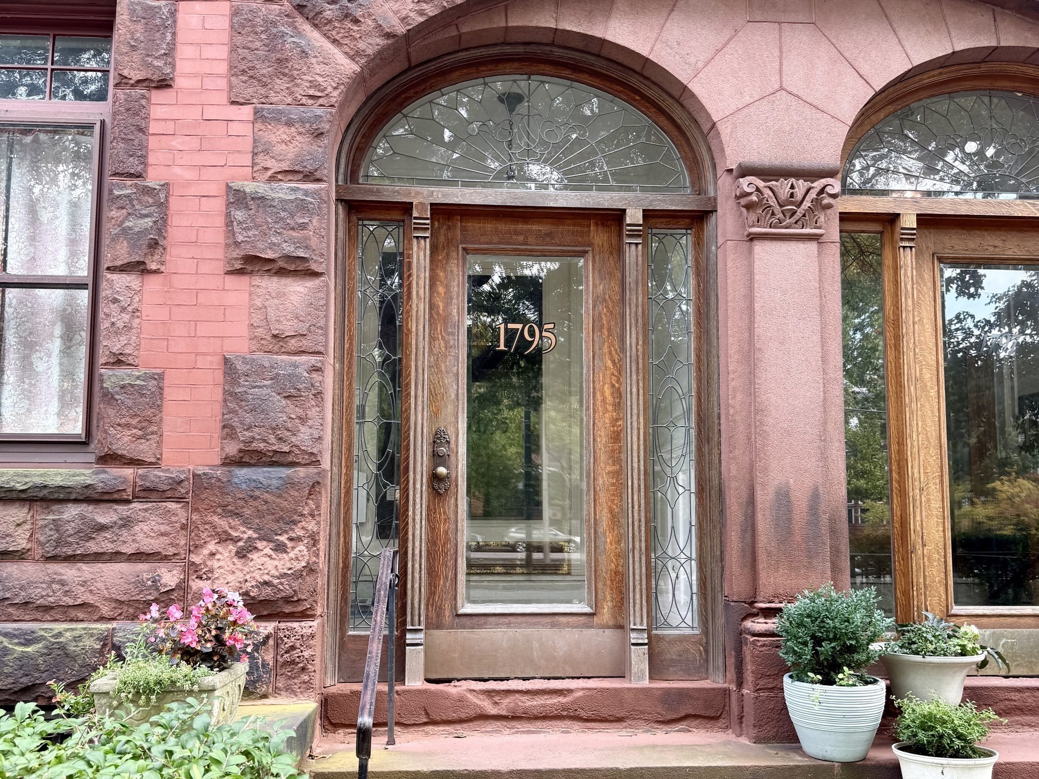 1795 Beacon Street # 1a Property Photo 1