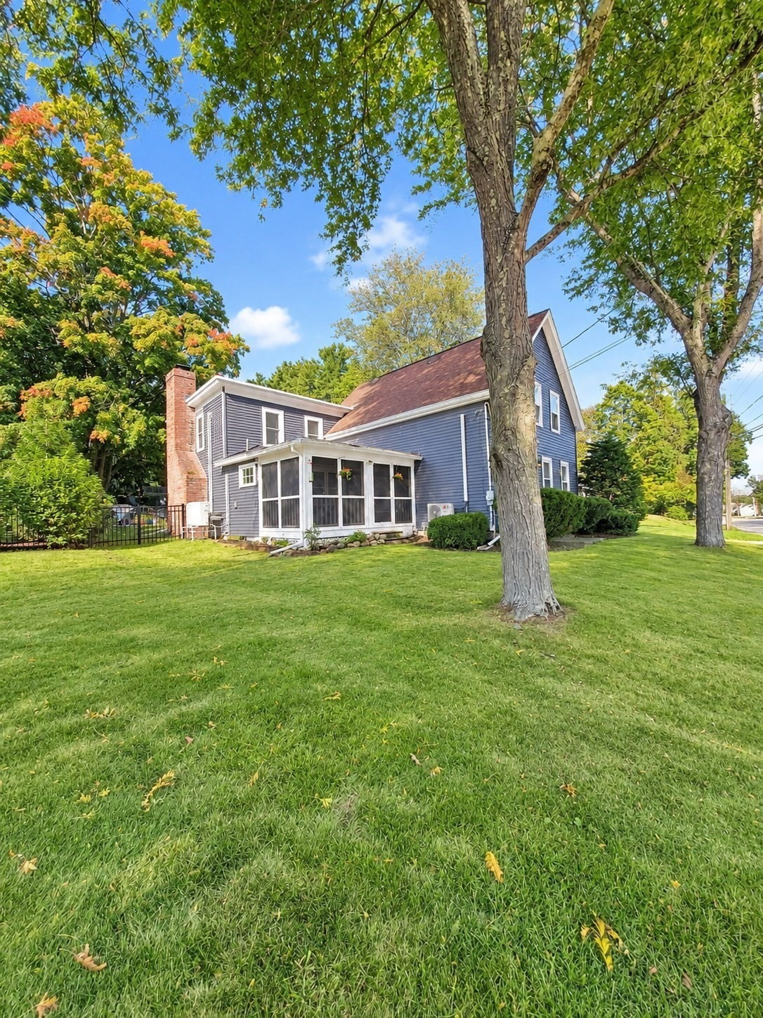 54 Whitehall Rd Property Photo 1