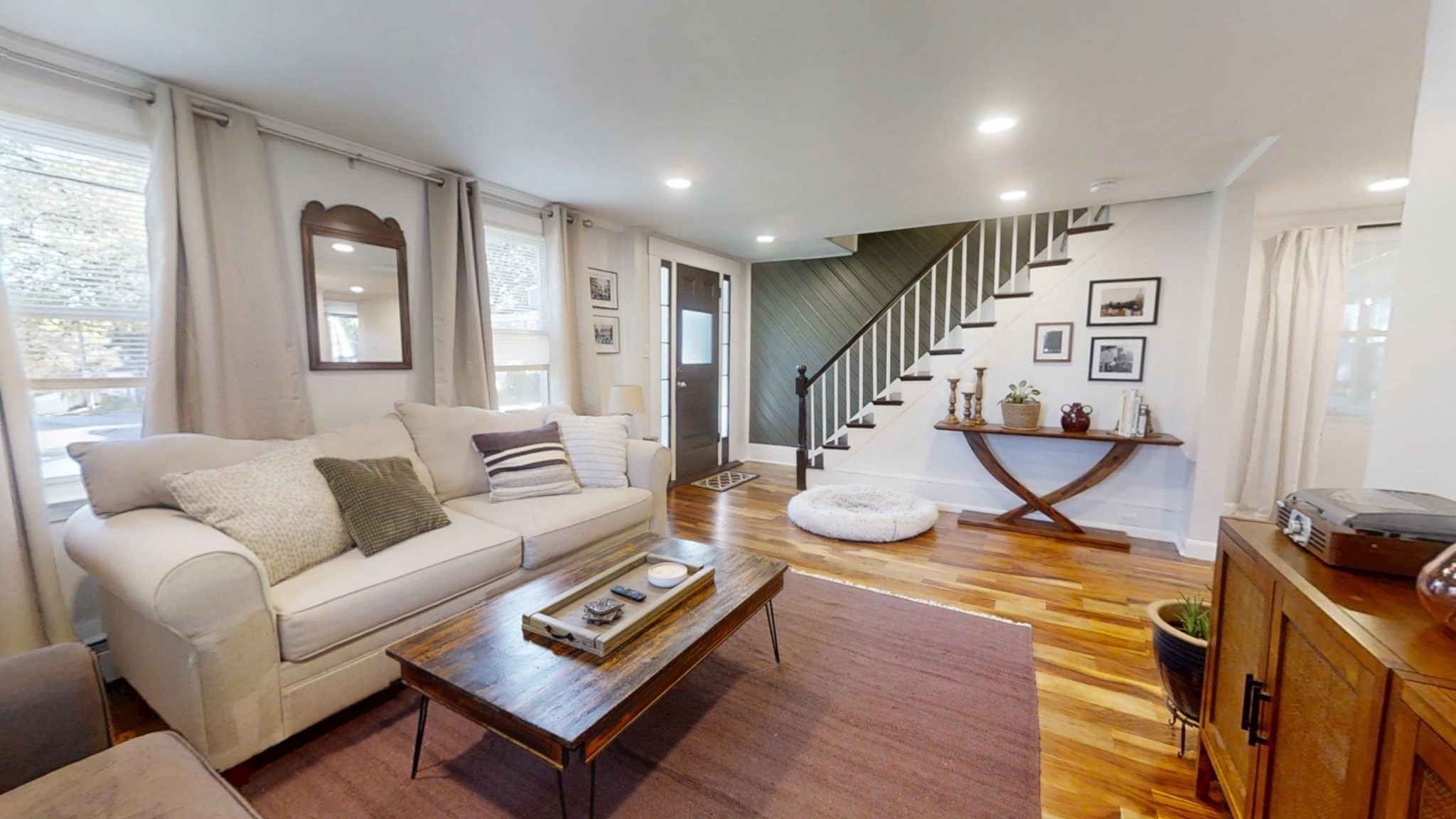 54 Whitehall Rd Property Photo 7