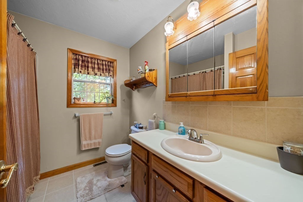 133 Killiney Woods Property Photo 27