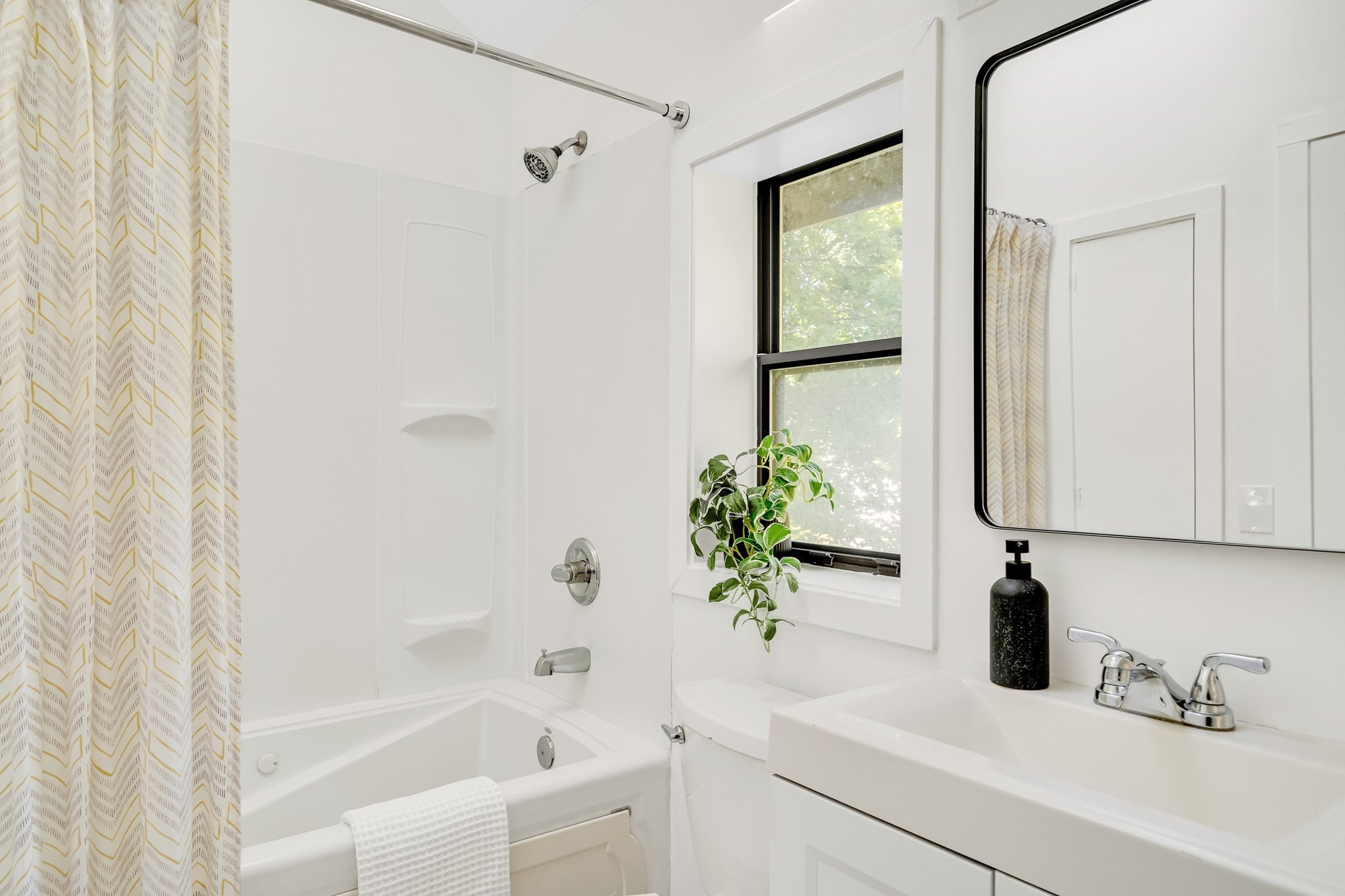 47-15 Cogswell Ave # 15 Property Photo 18
