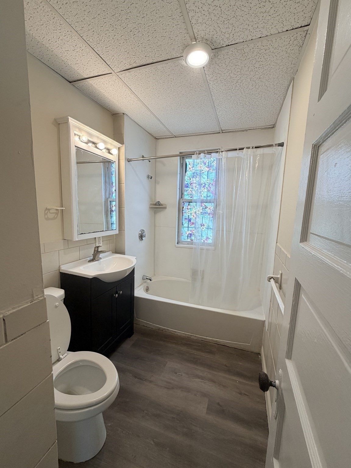 302 Washington St # 2 Property Photo 5