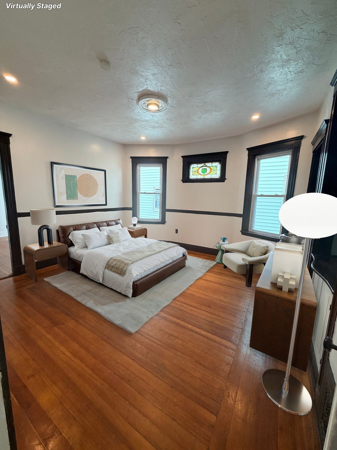 302 Washington St # 2 Property Photo 6
