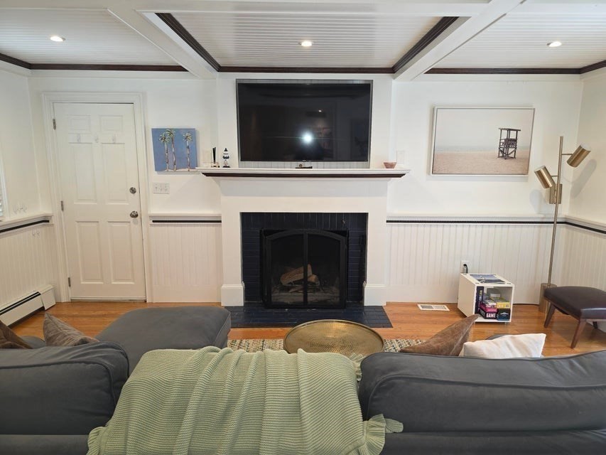55 Deerfield Rd Property Photo 6