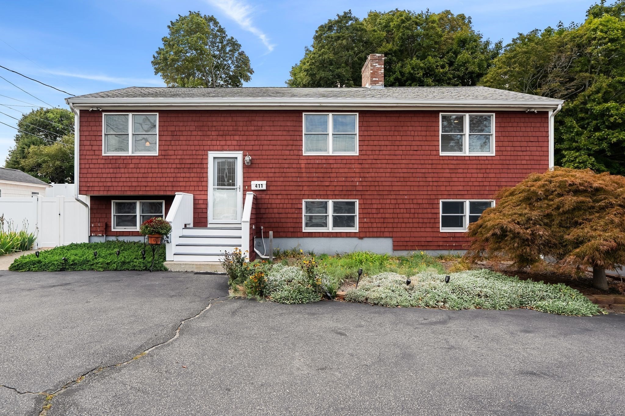 411 Newport Road Property Photo 1