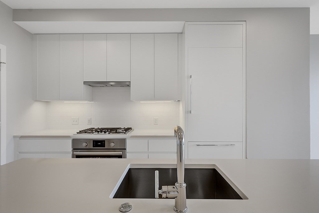 191 Washington Street # 513 Property Photo 11