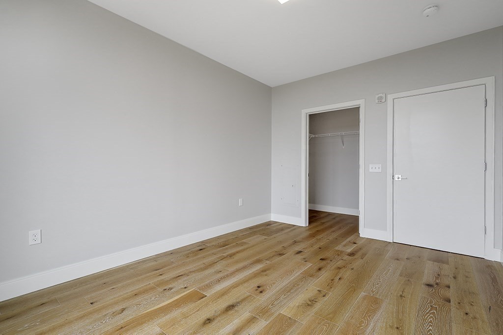 191 Washington Street # 513 Property Photo 14