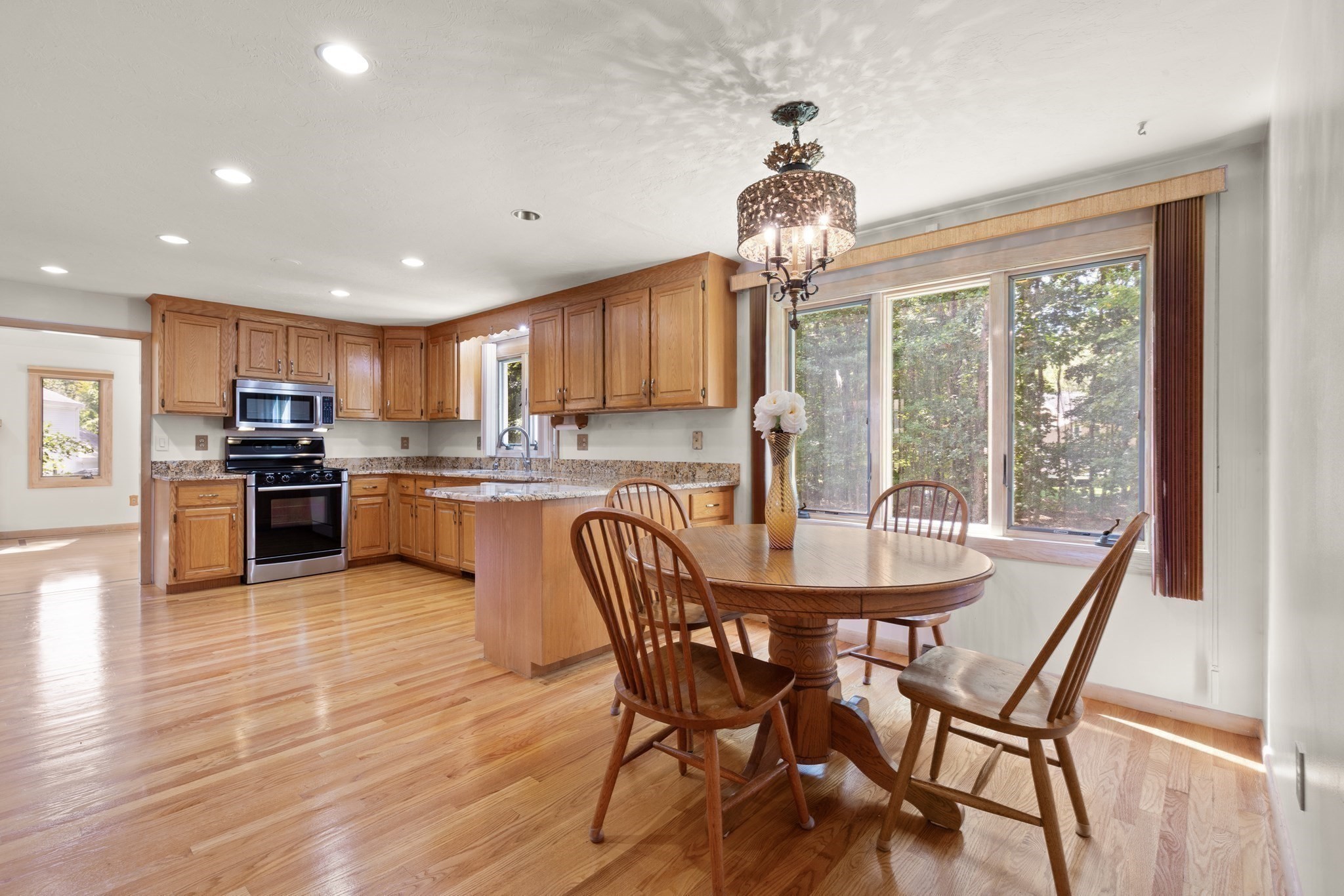 109 Hampton Rd Property Photo 3