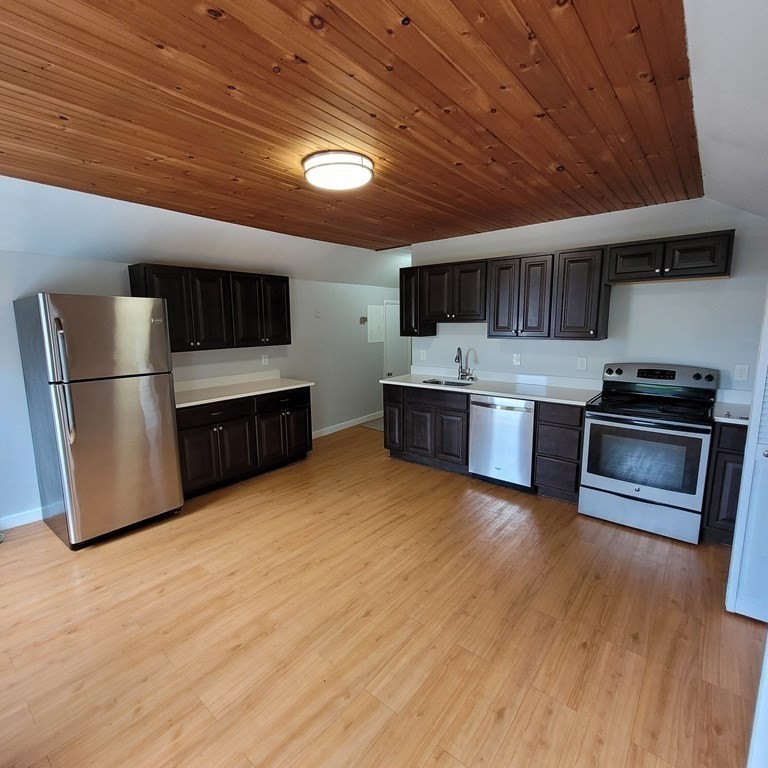 6 Howard Ave # 2 Property Photo 2