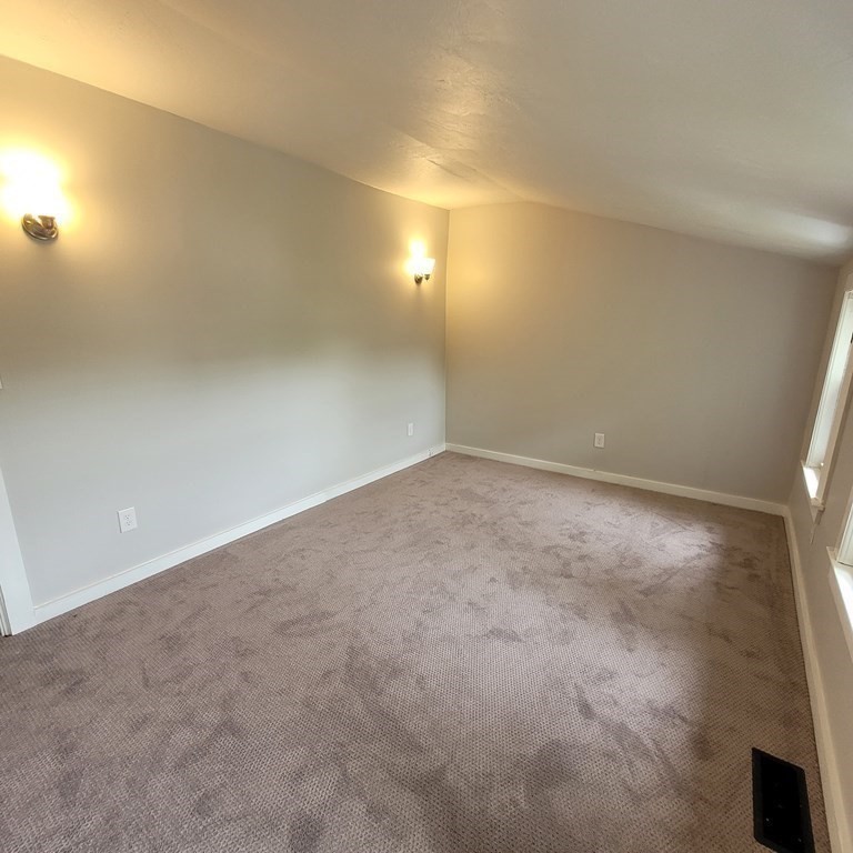 6 Howard Ave # 2 Property Photo 9
