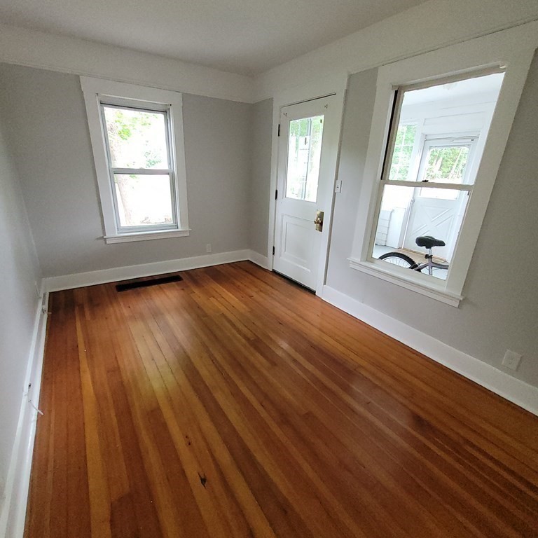 6 Howard Ave # 2 Property Photo 13