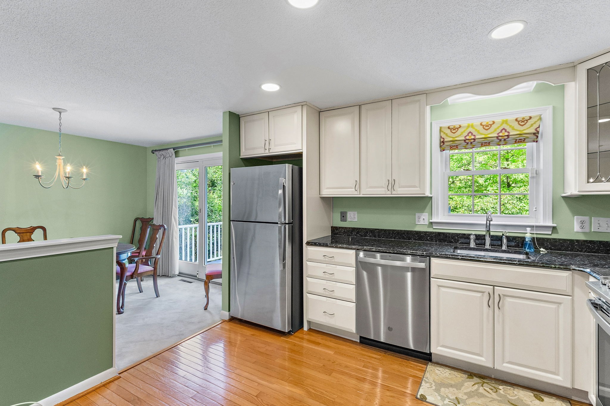 8 Roaen Dr Property Photo 10