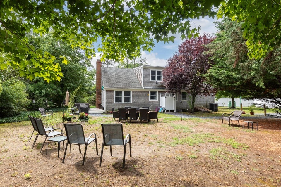 720 Massasoit Road Property Photo 2