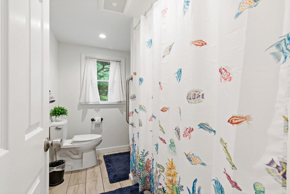 720 Massasoit Road Property Photo 18