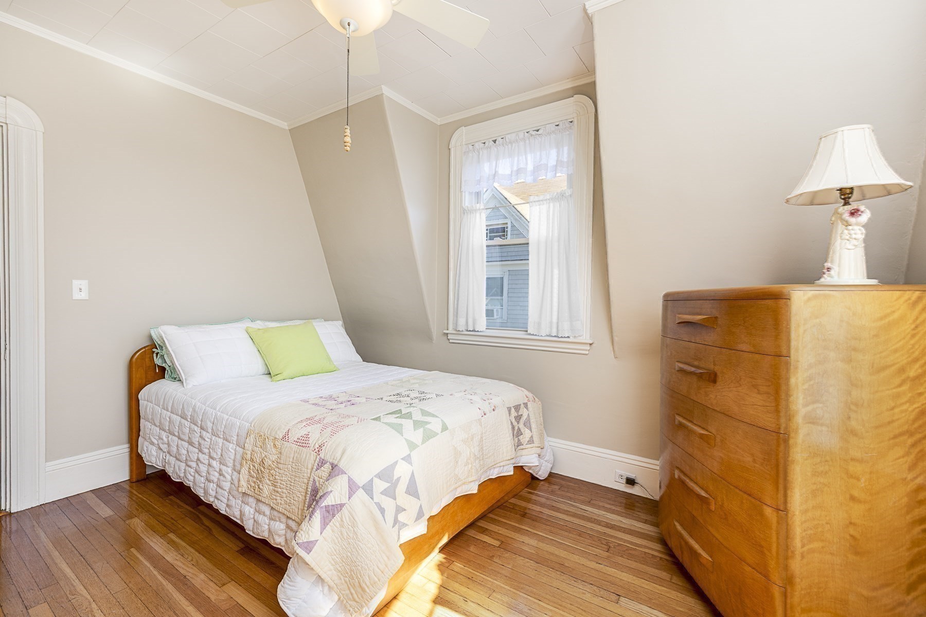 74 Paradise Road Property Photo 22