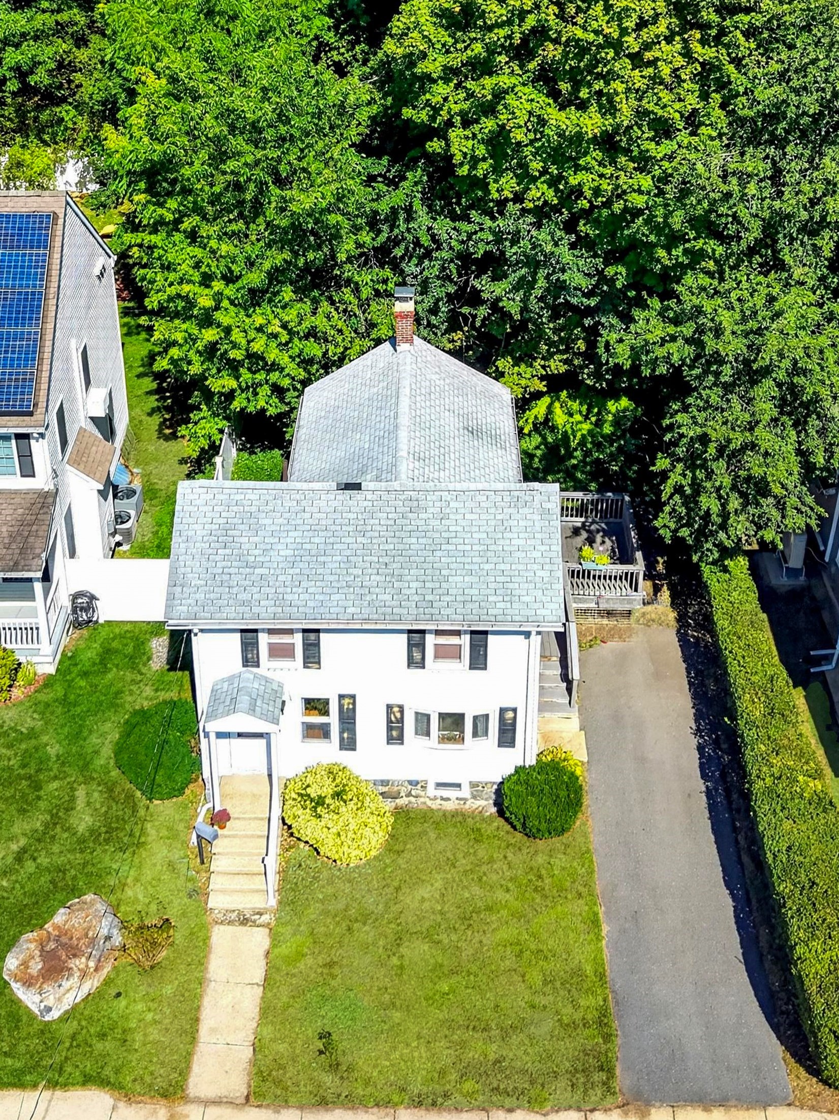79 Maple Street Property Photo 3