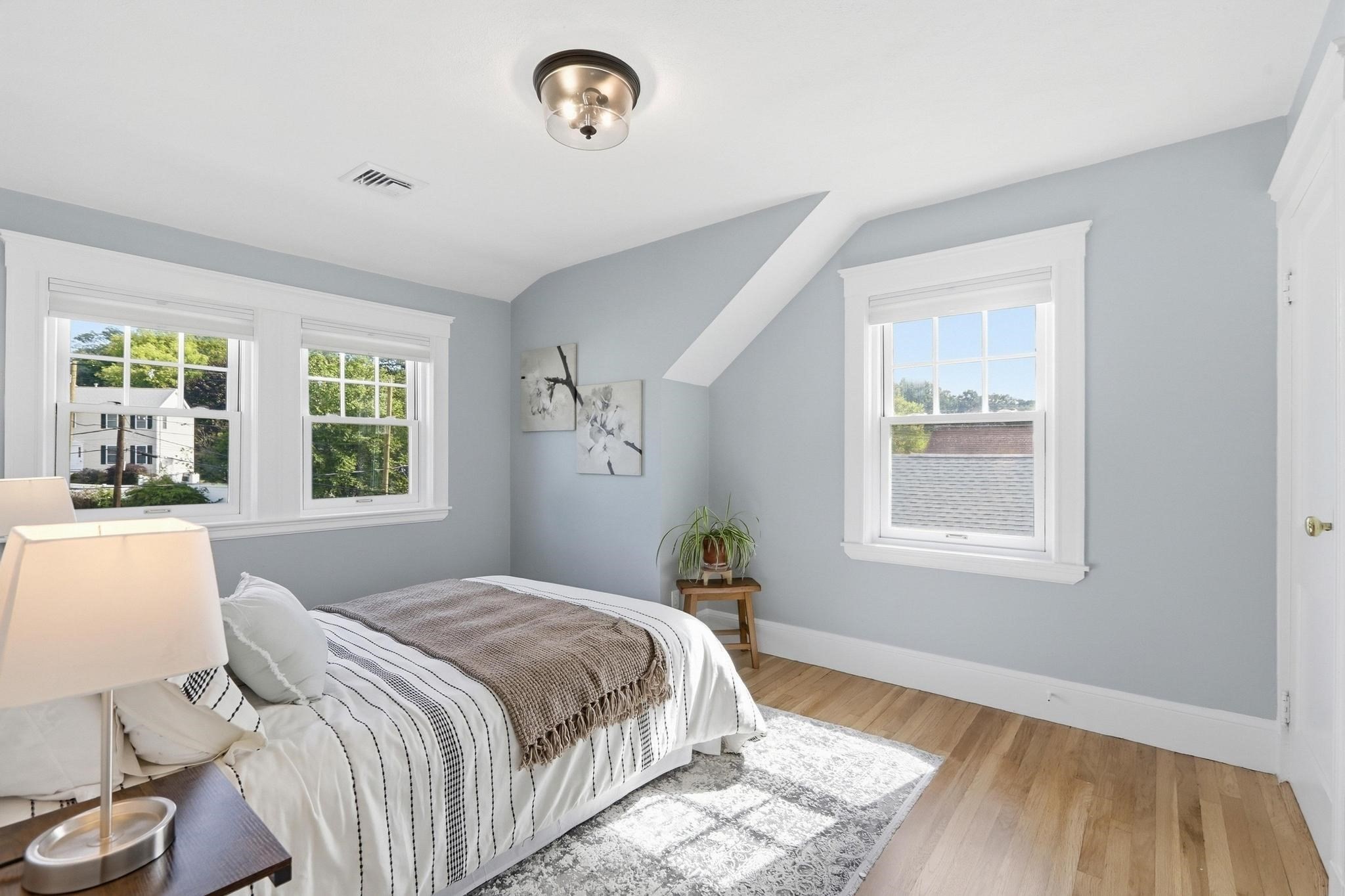 10 Governor Road Property Photo 32