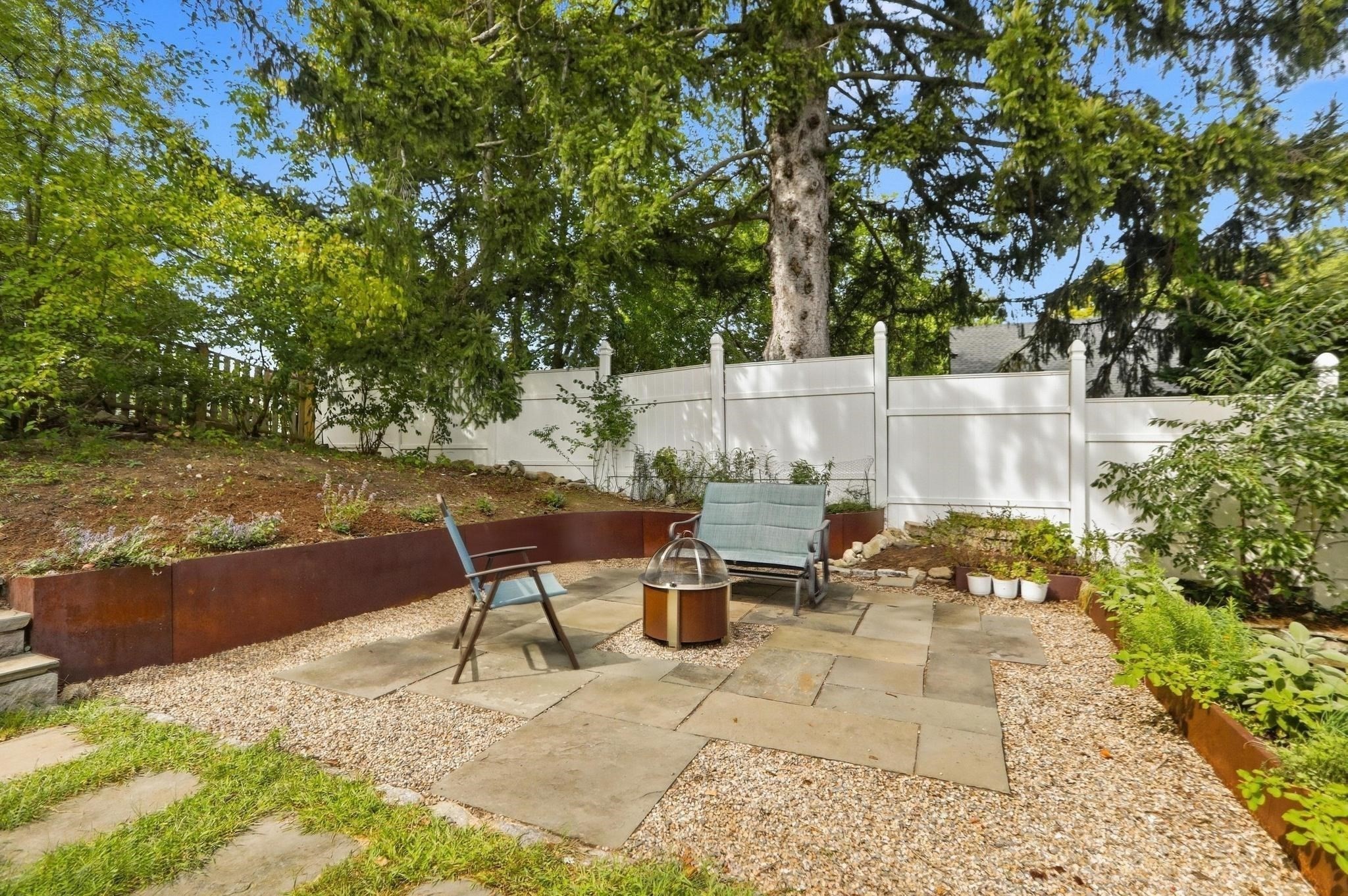 10 Governor Road Property Photo 39