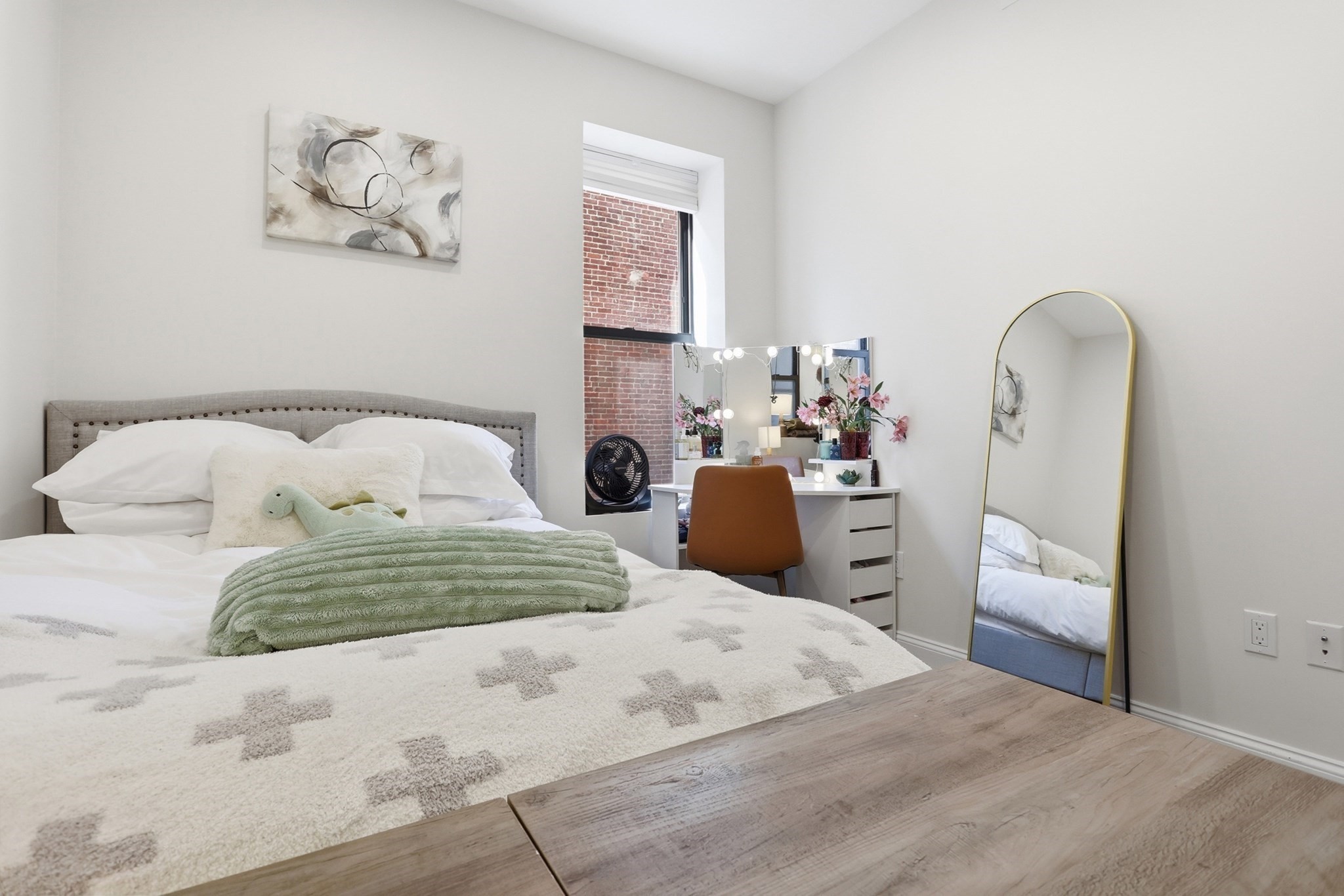 636 Beacon St # 206 Property Photo 5