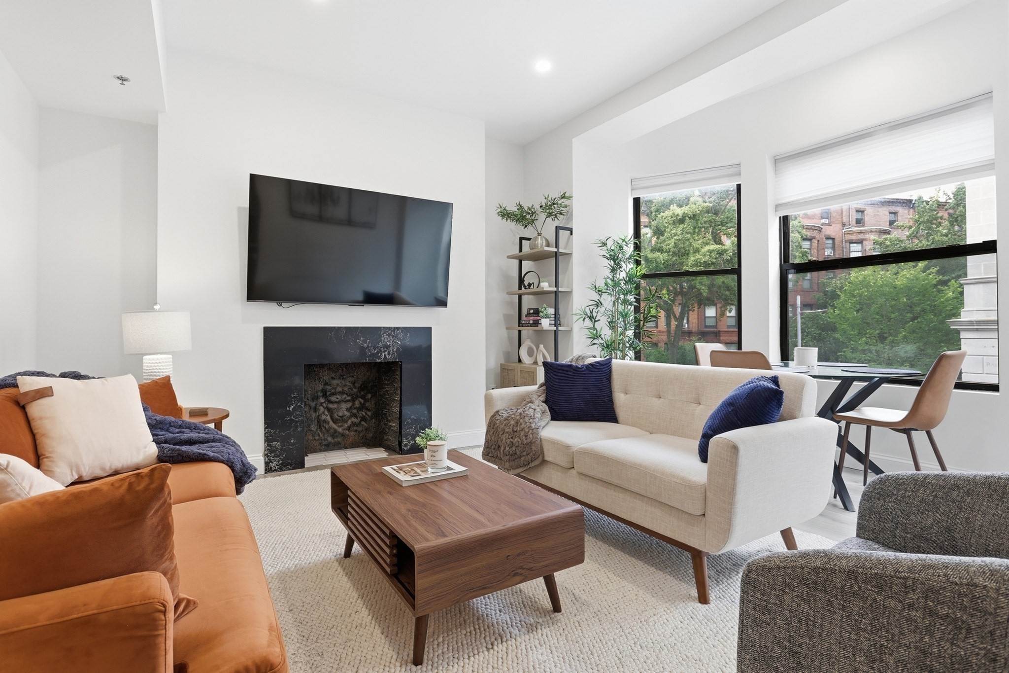 636 Beacon St # 206 Property Photo 16