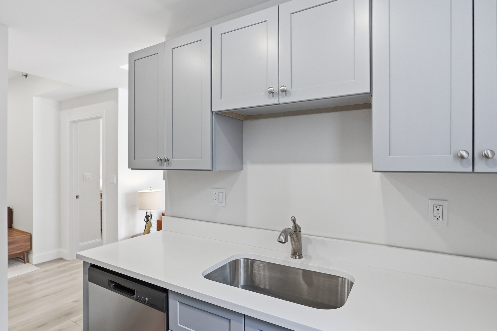 636 Beacon St # 206 Property Photo 23