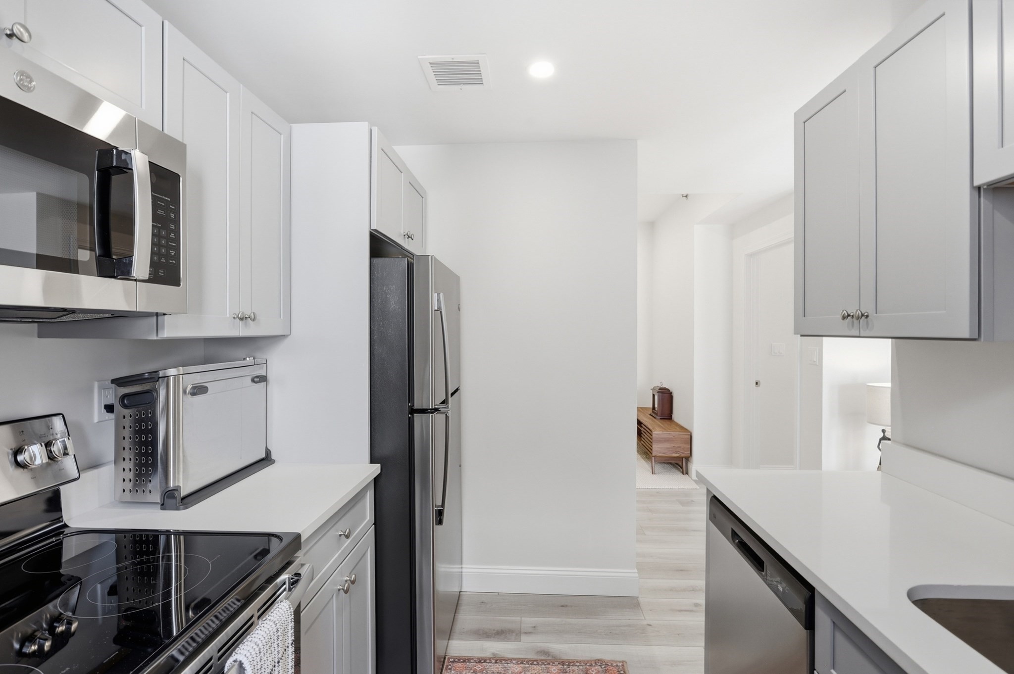 636 Beacon St # 206 Property Photo 24