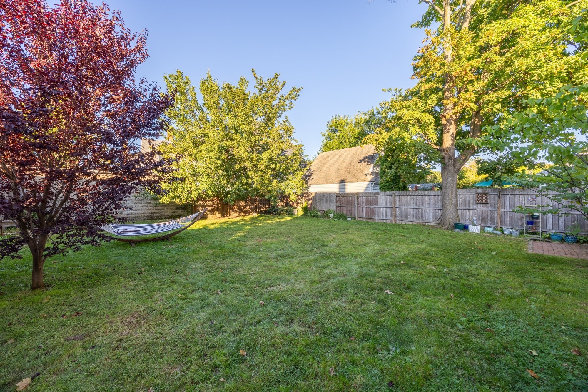 58 Russell Ave Property Photo 8