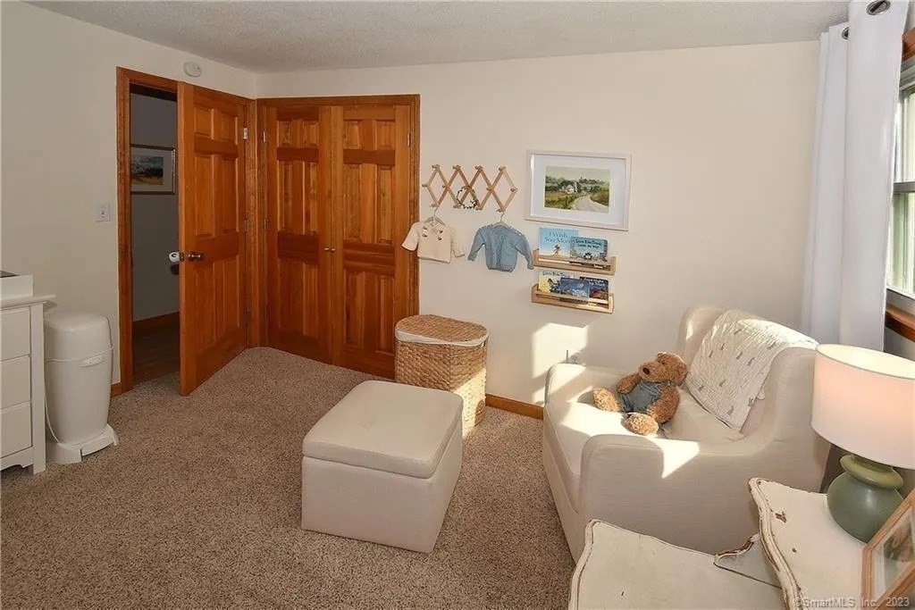 281 Abbe Rd Property Photo 13