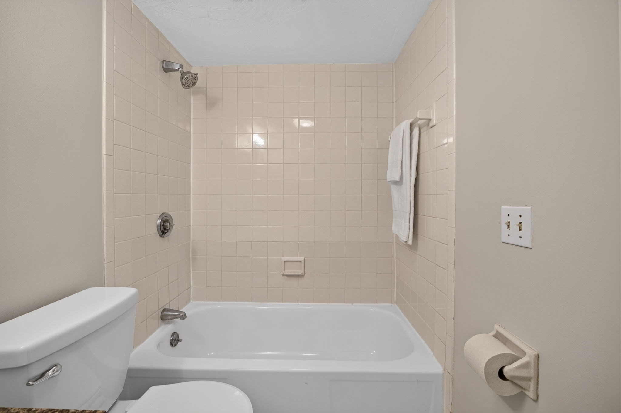 390 Broadway # 35 Property Photo 14