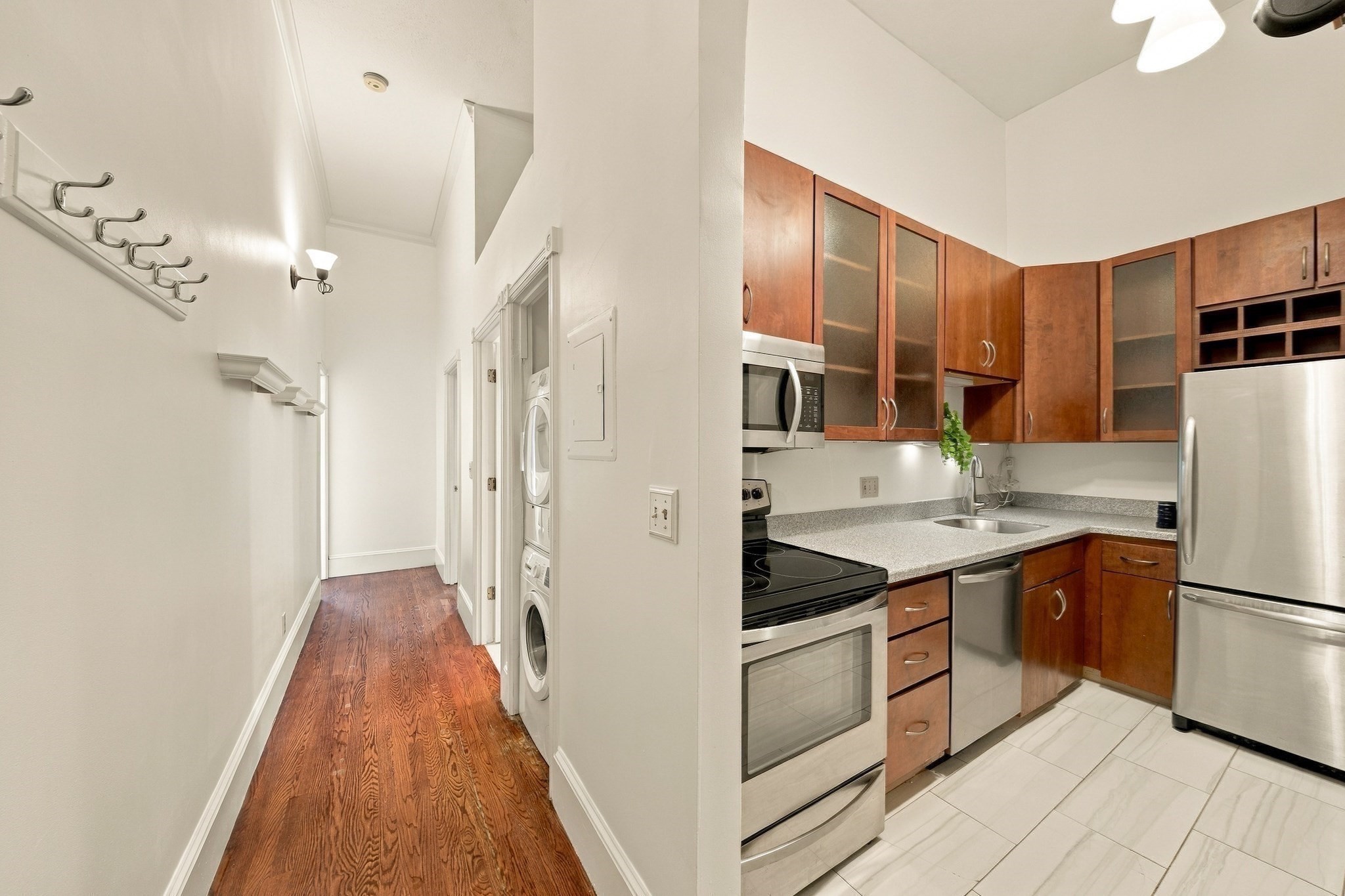 26 Worcester Sq # 2 Property Photo 8