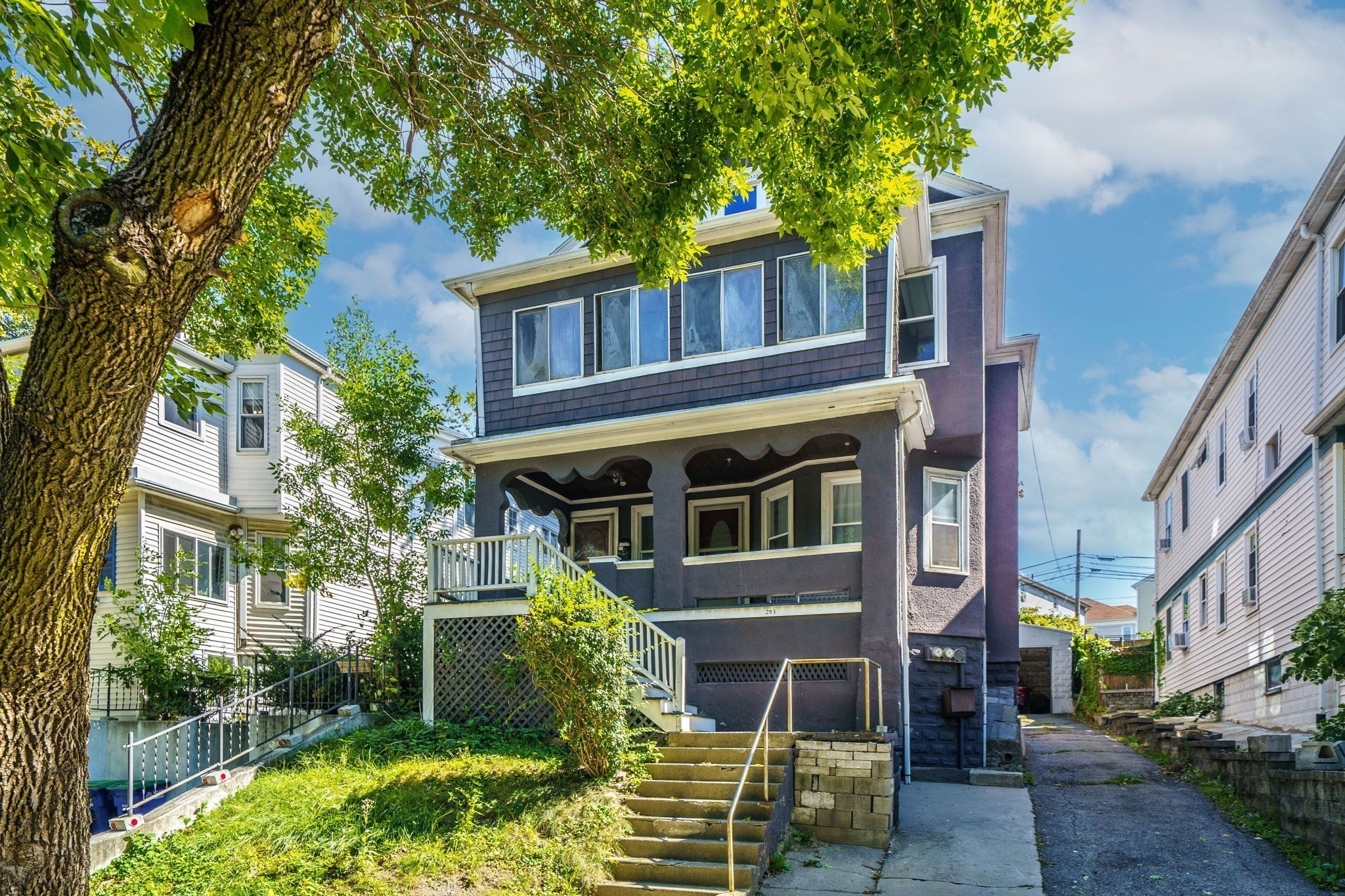 283 Alewife Brook Pkwy Property Photo 1